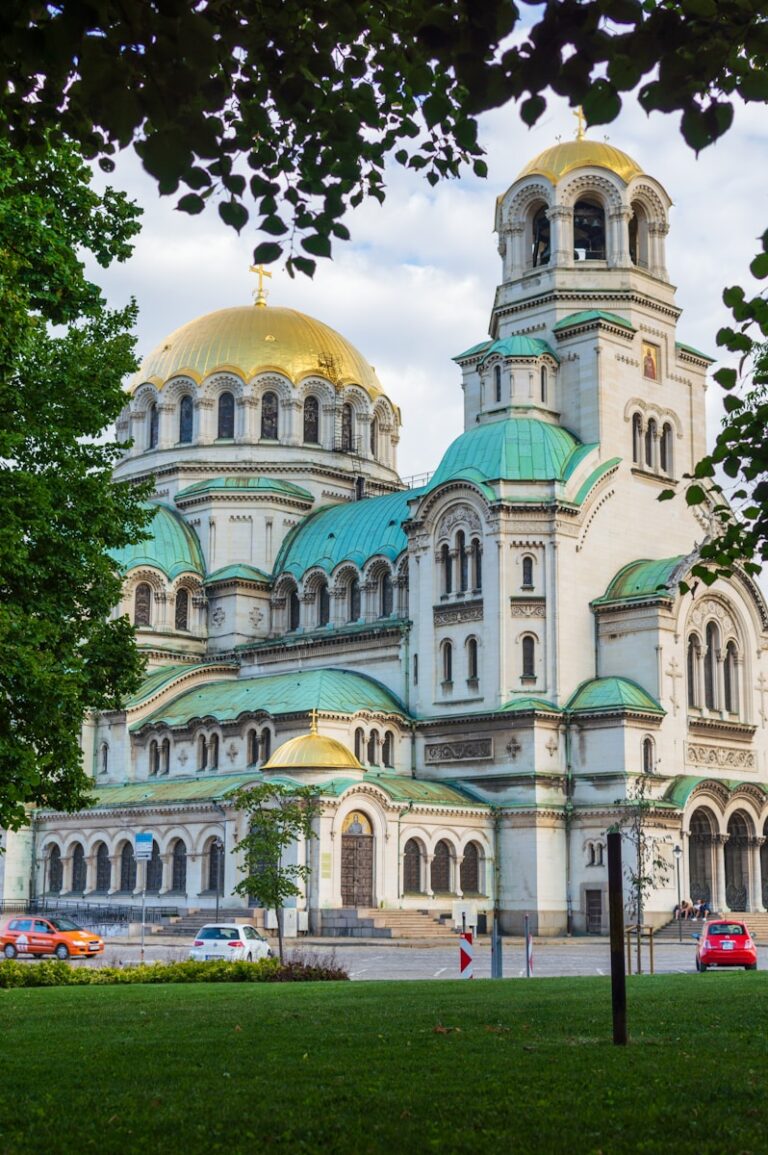 Putovanje u Sofiju 2026: Iskren vodič za sve koji žele proći jeftinije i organizirati putovanje sami