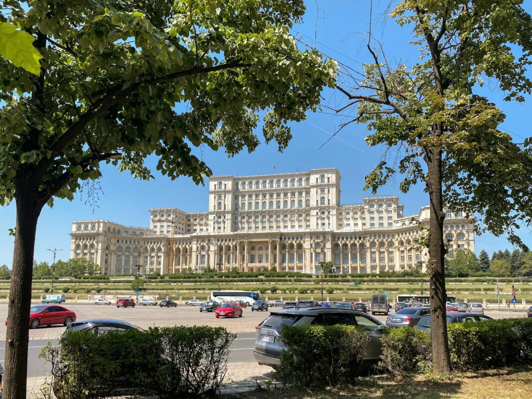 Bukurešt 2026: Brutalno iskren vodič za samostalno putovanje bez agencija i nepotrebnih troškova