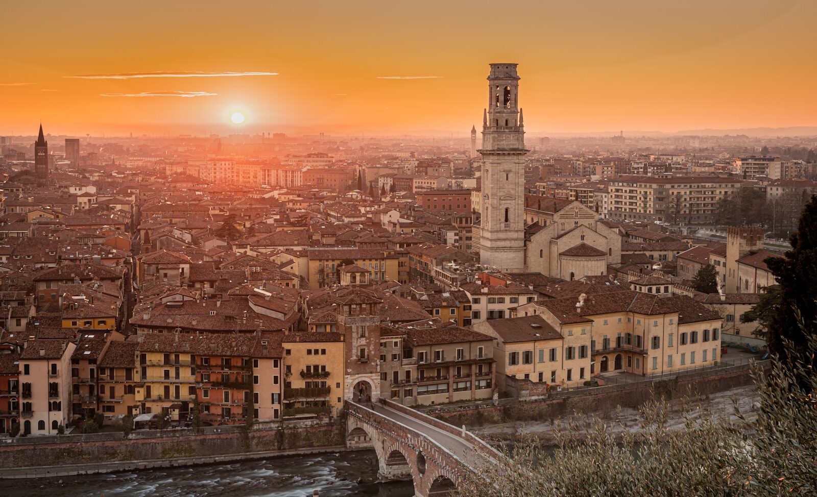 Verona i Lago di Garda 2026: Plan putovanja i organizacija za parove